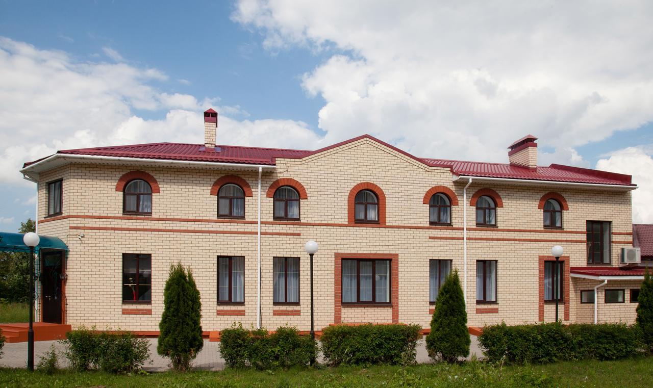 Medem Hotel Pskov Buitenkant foto