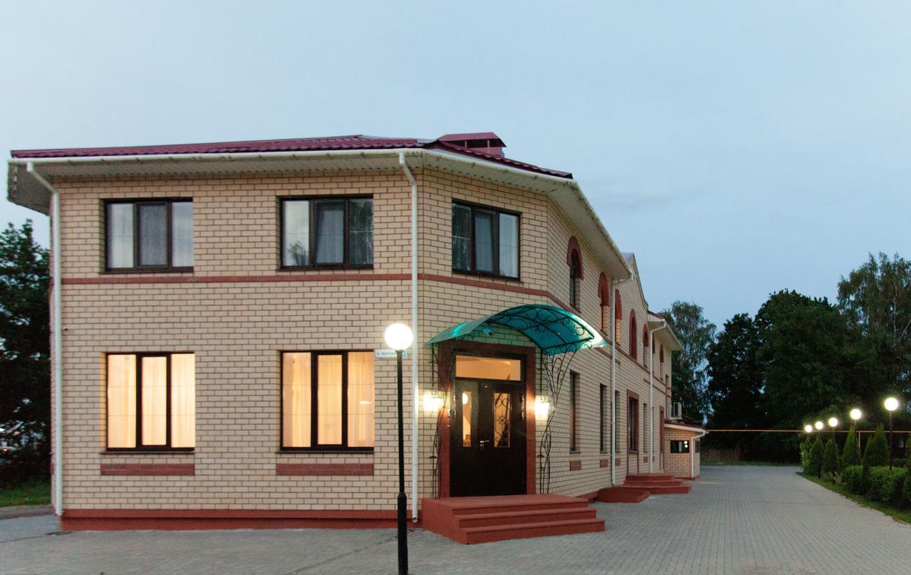 Medem Hotel Pskov Buitenkant foto